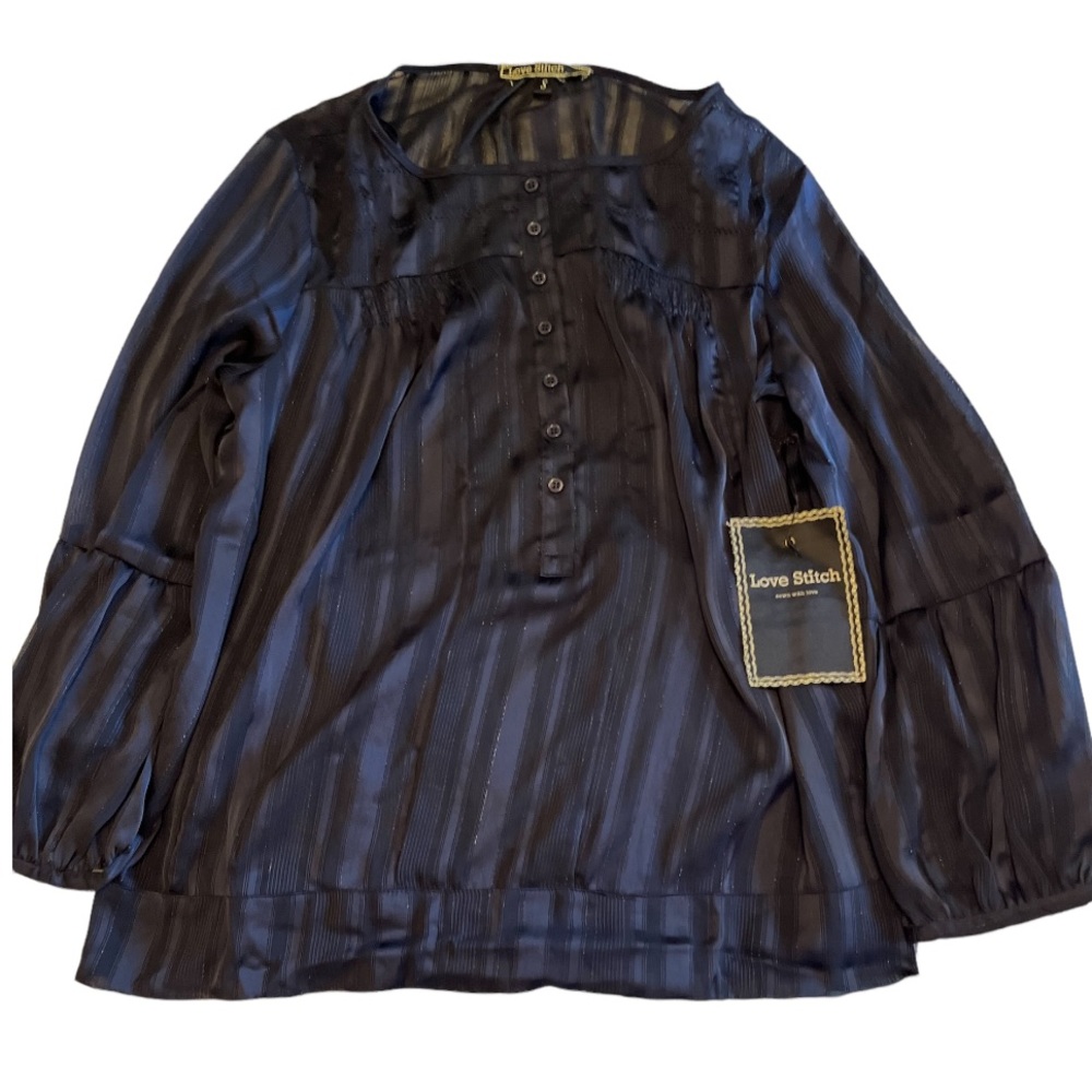 Love Stich bohemian chic black long sleeve blouse. size small.  New with tags.